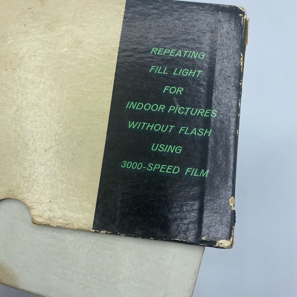 Vintage Camera Light, 1960's Polaroid Wink Light Model 250 in Original Box - Picture 5 of 8